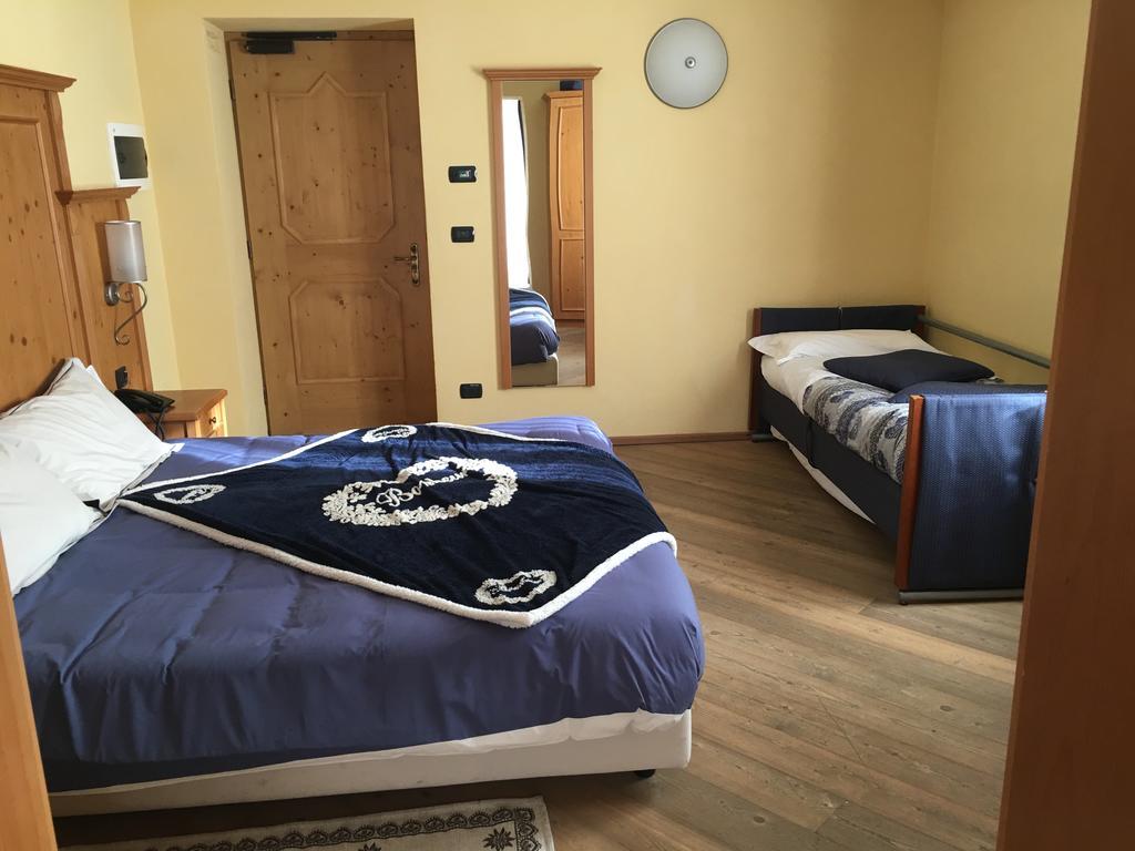 Hotel Bes & Spa Claviere Kültér fotó
