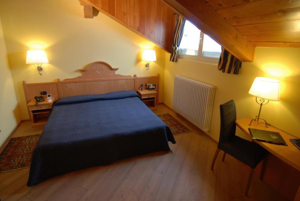 Hotel Bes & Spa Claviere Kültér fotó